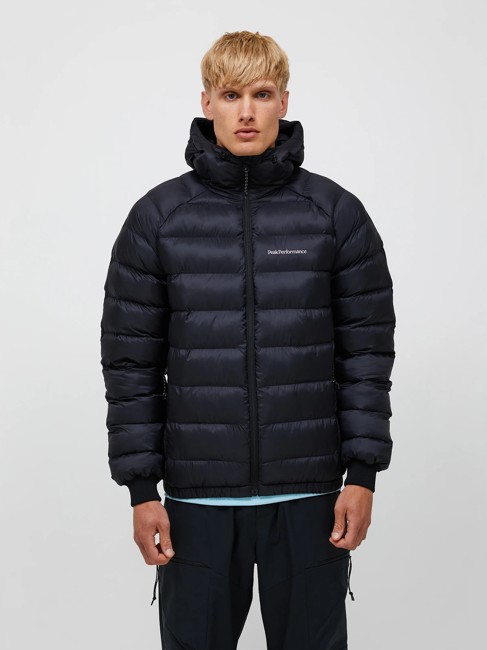 Kurtka Męska Peak Performance Tomic Insulated Hood Off Black